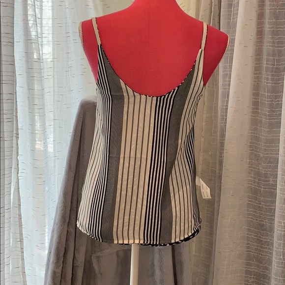 Black Tape - Reversible Tank - Picture 4 of 6